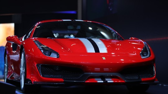 Ferrari lança 488 Pista no Brasil por R$ 3,7 milhões
