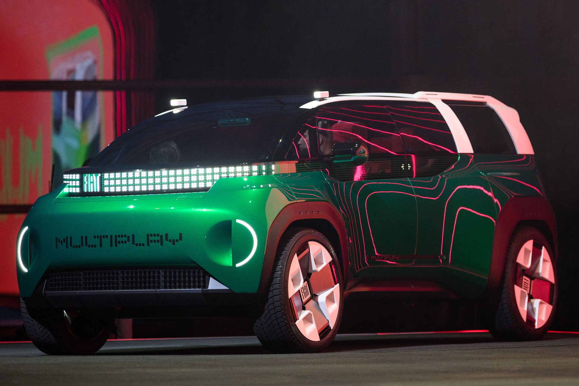 Fiat Multiplay é conceito de picape que vira SUV e pode inspirar nova Strada