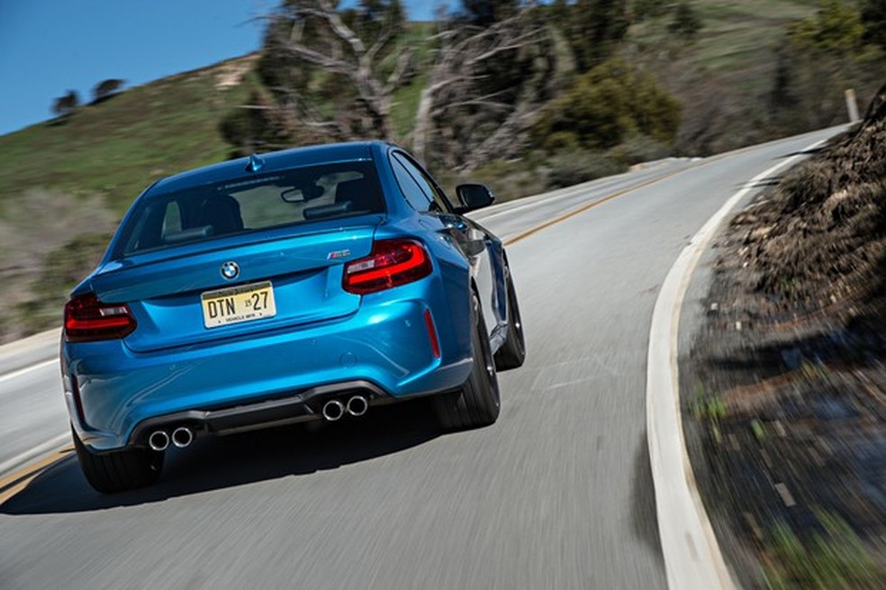 BMW M2 teve uma reestilização em 2017 (Foto: Divulgação) — Foto: Auto Esporte