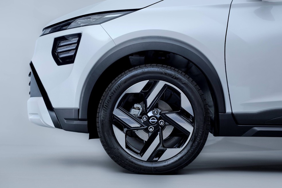 Roda do novo Nissan Kait  Foto: Divulgao