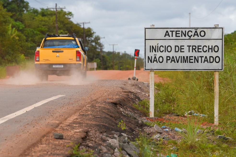 Depois do fim do fim do trecho pavimentado são mais de 400 km só de terra  — Foto: Murilo Góes/Autosporte