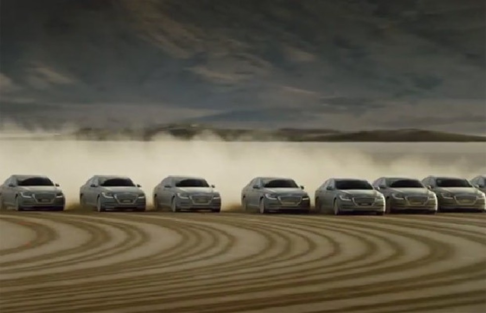 Carros da Hyundai mandam mensagem para o espaço (Foto: Reprodução) — Foto: Auto Esporte
