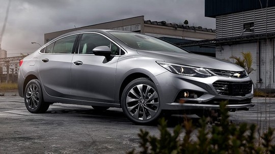 Novo Chevrolet Cruze: 7 erros e 7 acertos do sedã