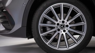 Mercedes-Benz GLA 200 AMG Line — Foto: Divulgação