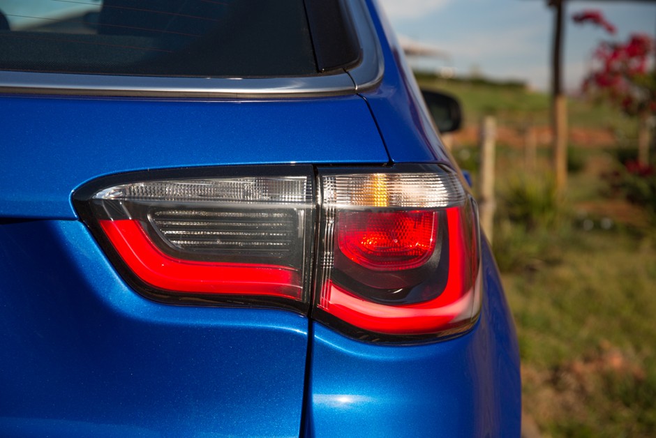 Jeep Compass Longitude turbodiesel (Foto: Marcos Camargo)