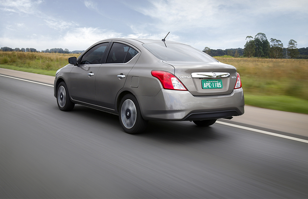 Versa CVT (Foto: divulgação) — Foto: Auto Esporte
