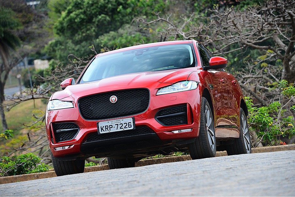 Jaguar F-Pace
