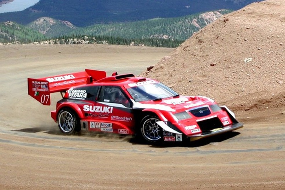 Suzuki Escudo Pikes Peak (Foto: Divulgação) — Foto: Auto Esporte