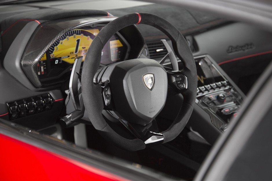 Lamborghini Aventador LP 750-4 Superveloce