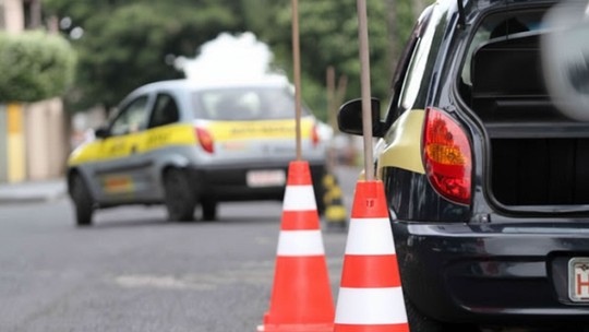 Governo anuncia fim da prova da baliza para tirar CNH em todo o Brasil