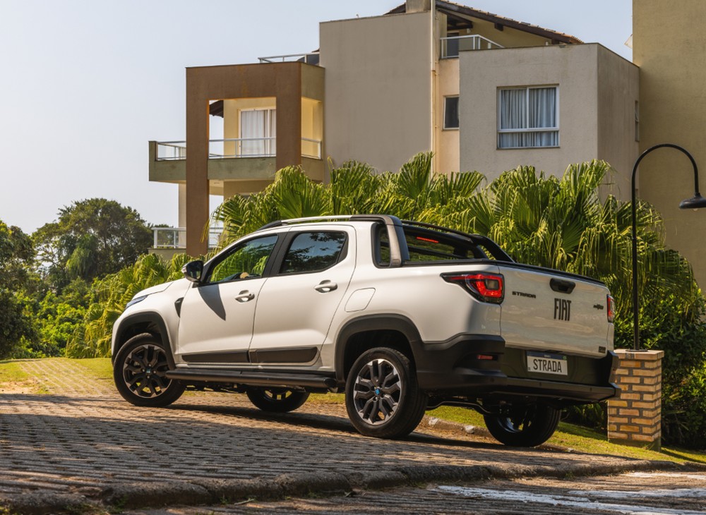 Fiat Strada turbo é último passo para quem quer comprar a Toro; leia o ...