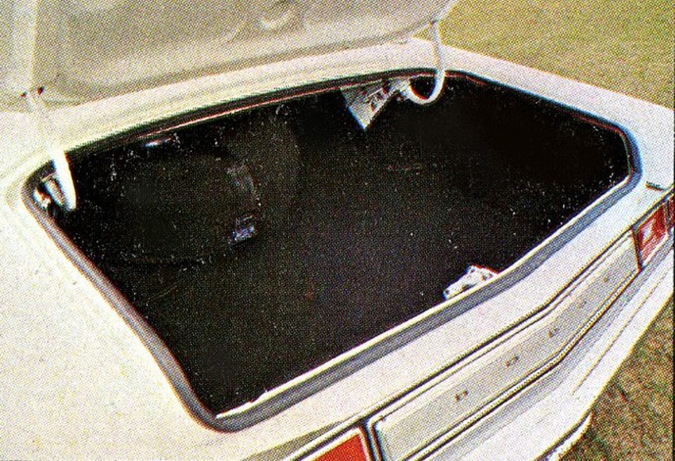 Porta-malas era uma referência em espaço (Foto: Auto News Brasil) — Foto: Auto Esporte