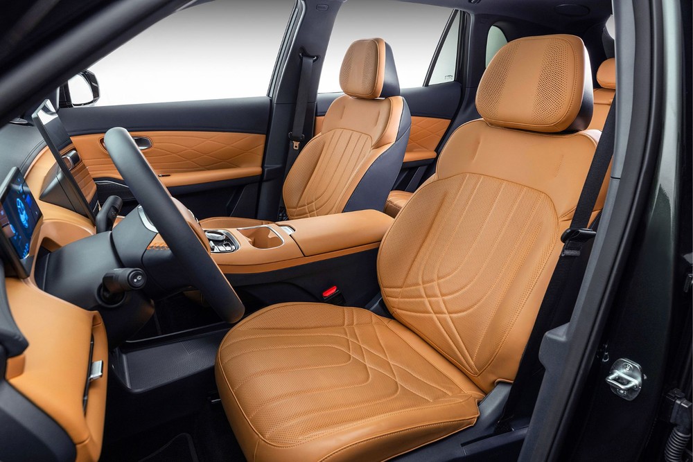 Geely EX5 EM-i híbrido 2027: preços, versões, equipamentos e autonomia