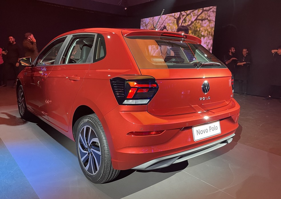 Ao contrário da versão europeia, o Polo "brasileiro" manteve o formato das lanternas — Foto: Emily Nery/Auto News Brasil