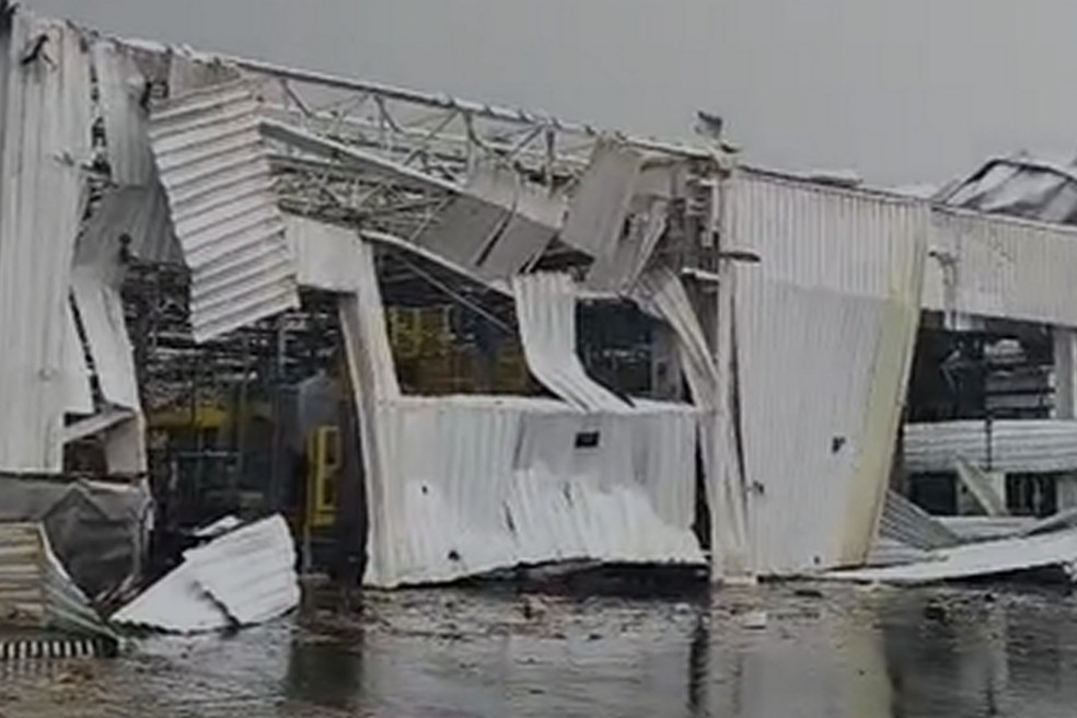 Fábrica de motores da Toyota em Porto Feliz (SP) ficou completamente destruída  — Foto: Reprodução/Redes Sociais