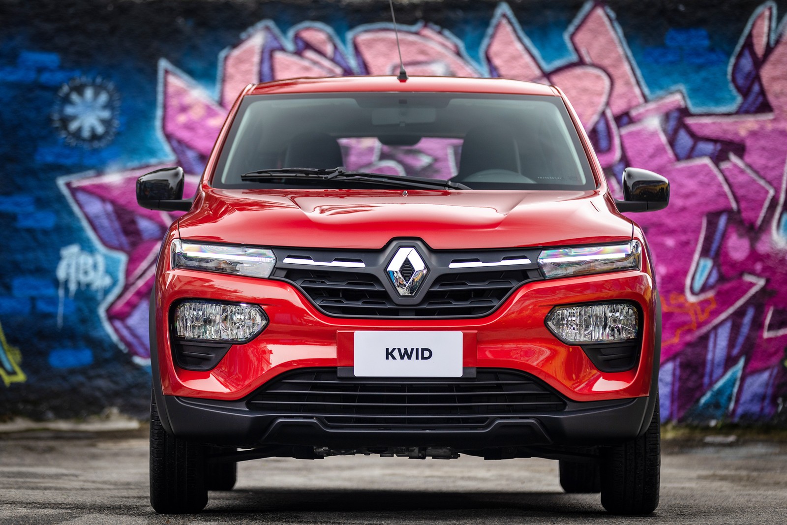 Renault Kwid 2023 Intense — Foto: Divulgação