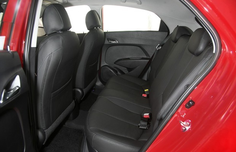 HB20 kit exclusivo comemoração 35 anos CAOA (Foto: Divulgação) — Foto: Auto Esporte