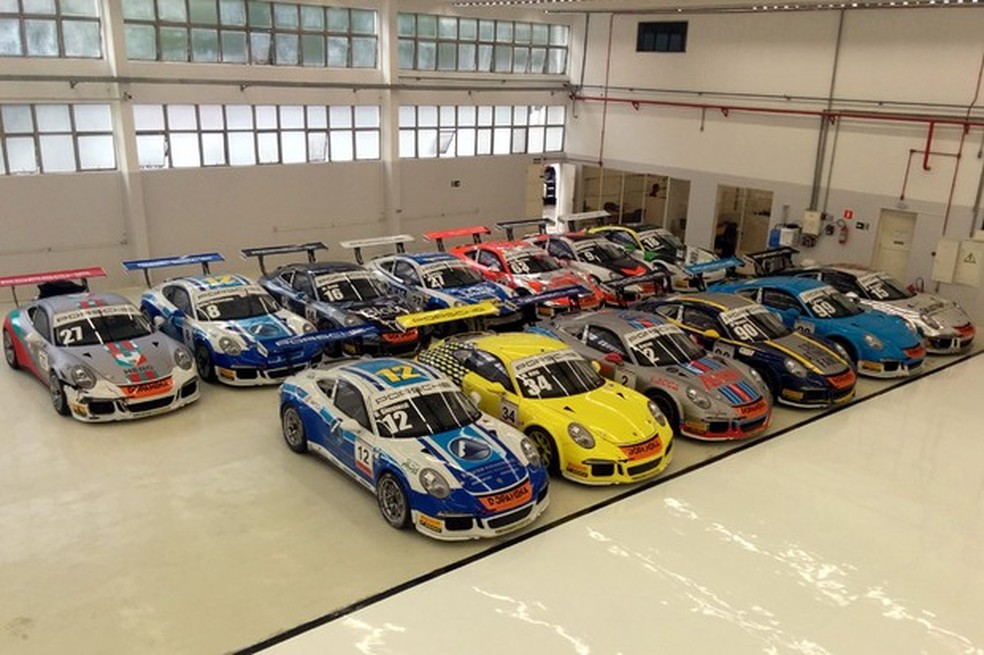 Garagem da GT3 Cup Challenge Brasil (Foto: Alexandre Izo / AE) — Foto: Auto Esporte