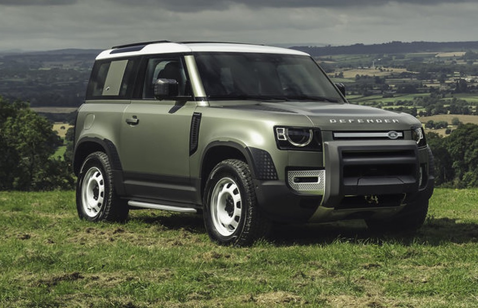 Land Rover Defender e Series I — Foto: Divulgação/Land Rover