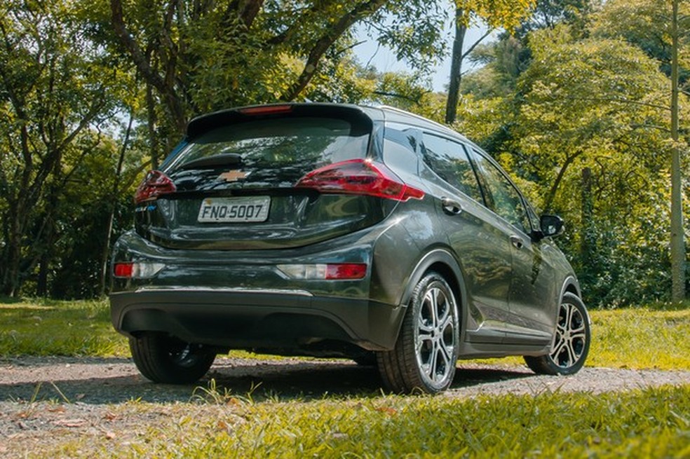 O desempenho é bom para um elétrico compacto (Foto: Gustavo Maffei) — Foto: Auto Esporte
