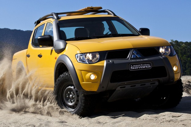 Mitsubishi L200 Triton Savana 2012-2017 - diagonal dianteira