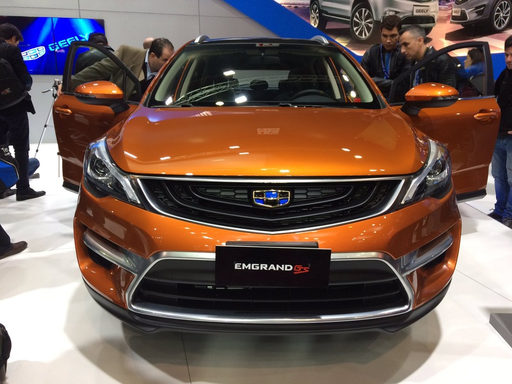 Chinesa Geely aposta no SUV Emgrand — Foto: Peter Fussy / G1