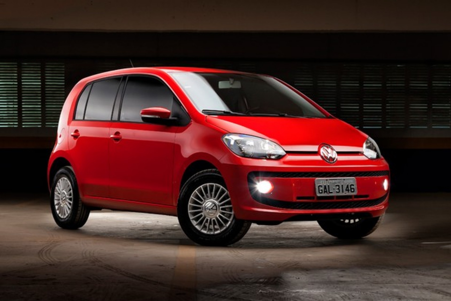 5 carros usados com baixo consumo de combustível a partir de R$ 37 mil