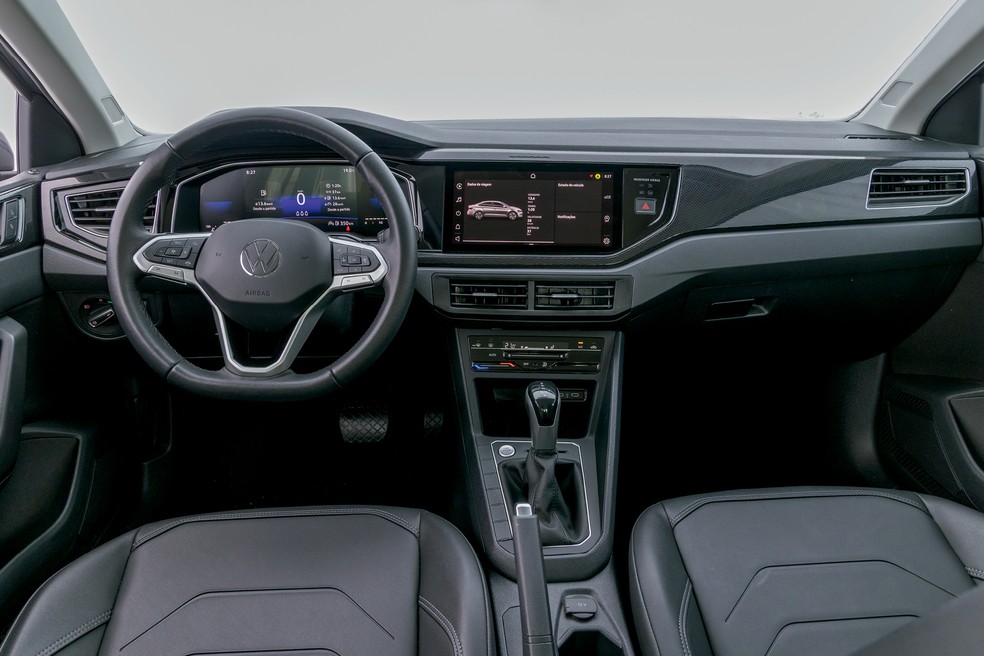 Ergonomia do Virtus é exemplar e central multimídia praticamente não trava — Foto: Demetrios Cardozo/Auto News Brasil
