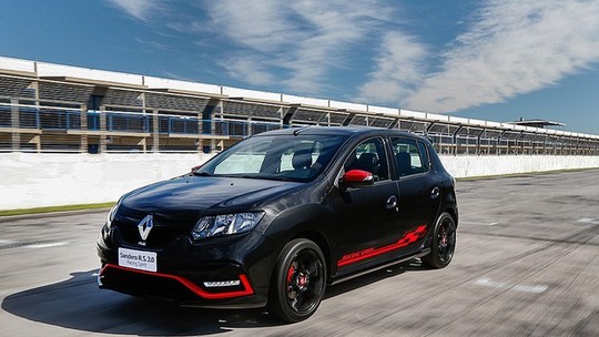 Renault lança Sandero RS Racing Spirit por R$ 66.400