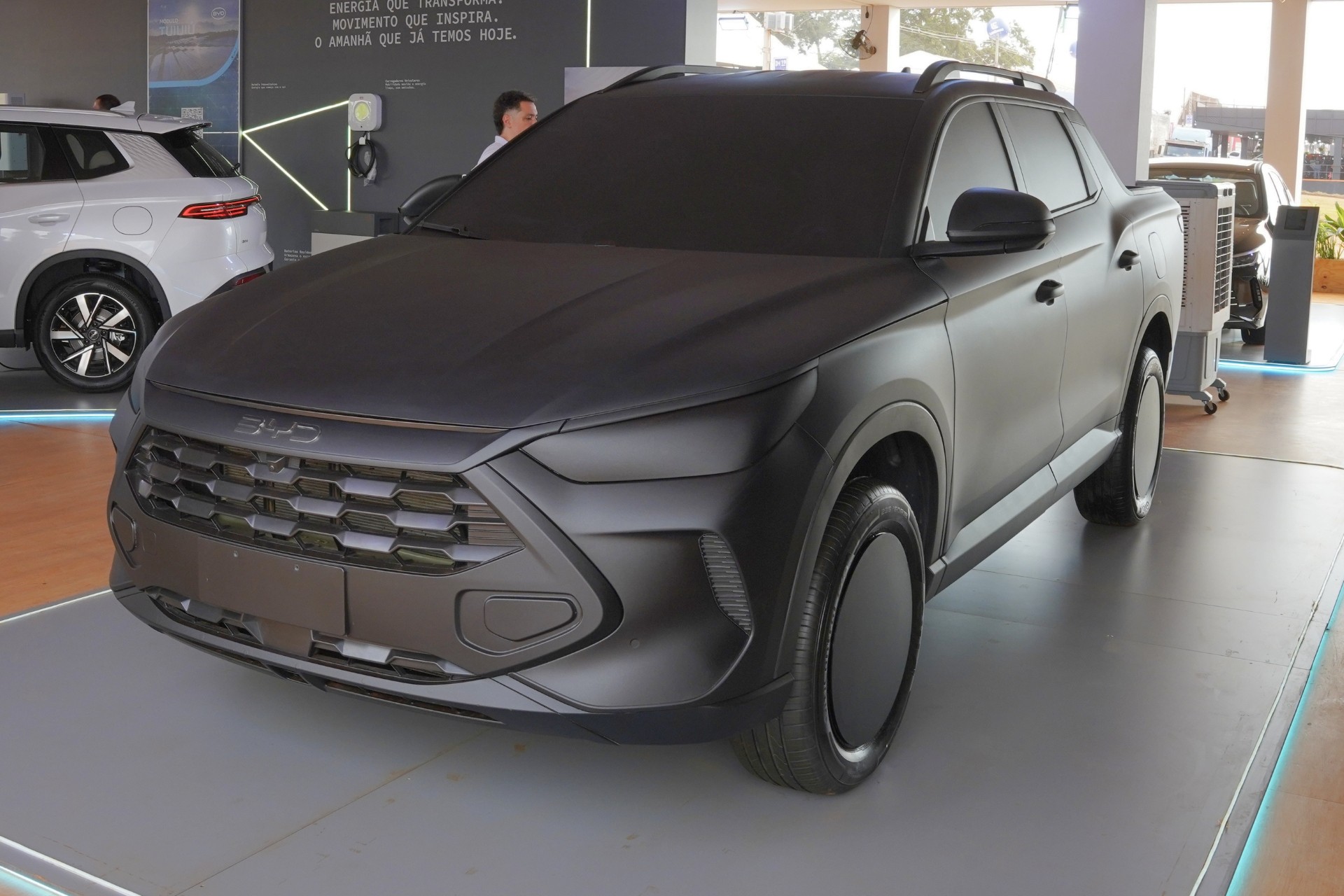 BYD Mako vai ser o nome da nova picape híbrida flex rival da Fiat Toro