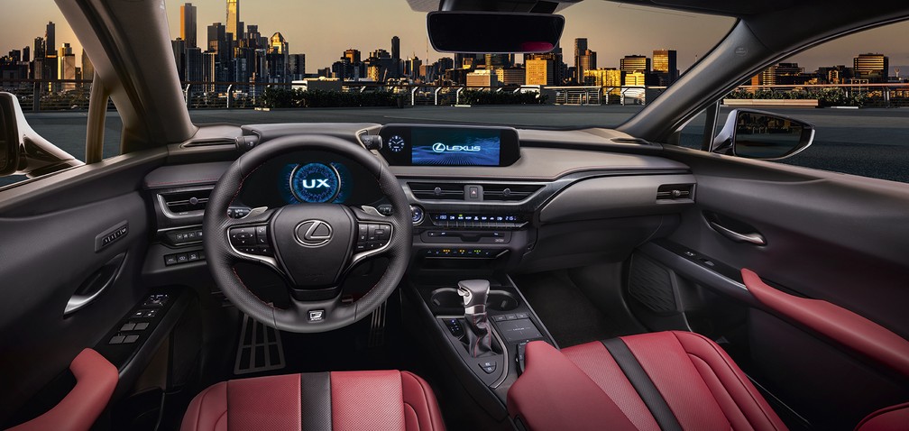 Interior do Lexus UX — Foto: Divulgação