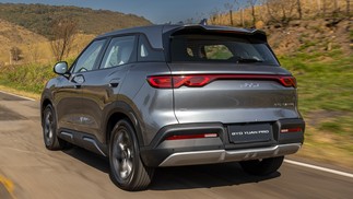 BYD Yuan Pro 2025 traseira movimento &mdash; Foto: Divulga&ccedil;&atilde;o