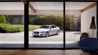 Jaguar XE 2015  