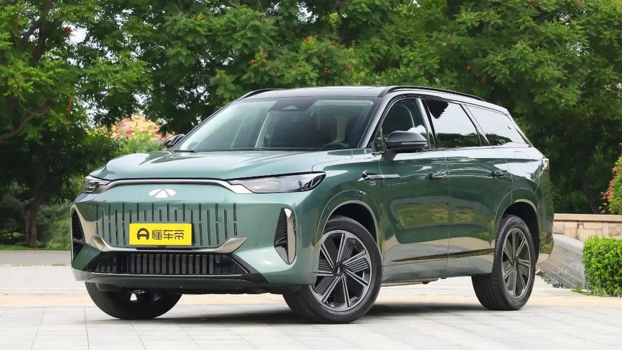 Chery entra para Guiness Book com SUV de maior autonomia no mundo; conheça