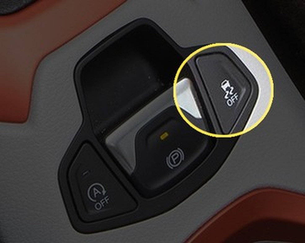 Botão para desligar ESC (Foto: FCA) — Foto: Auto Esporte
