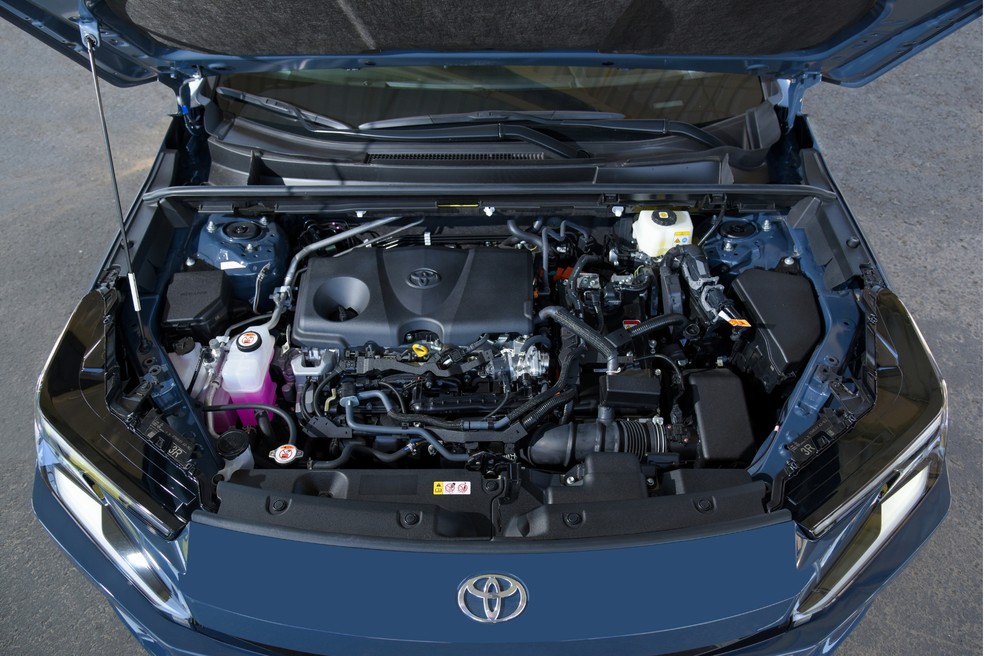 Novo Toyota RAV4 2026 tem motorização híbrida full, oferece 239 cv de potência combinada e sistema de tração integral — Foto: Divulgação/Toyota