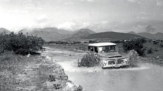 Rural Willys 1960 foi protagonista do primeiro teste automotivo no Brasil