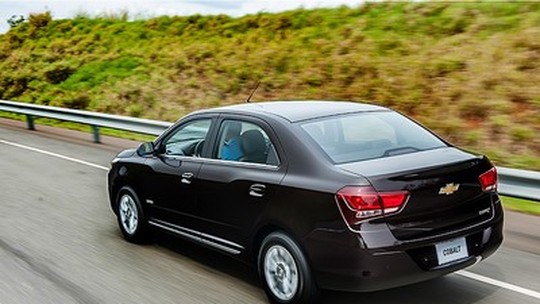 Que carro espaçoso, com pouca desvalorização e de até R$ 60 mil eu compro?