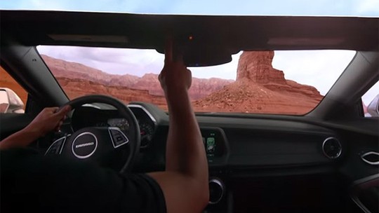 Vídeo: Chevrolet revela teaser do Camaro conversível