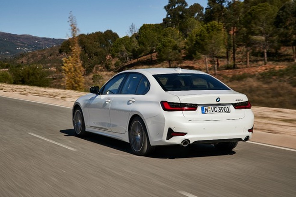 BMW 320i será fabricada no Brasil até o final do ano (Foto: Divulgação) — Foto: Auto Esporte