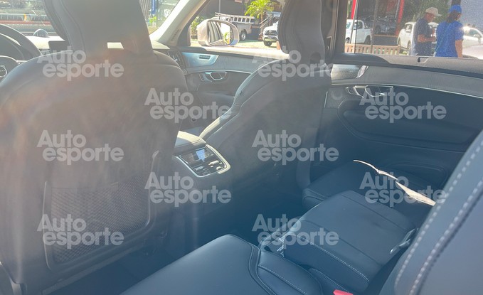 Novo Volvo XC90 na ExpoLondrina - interior