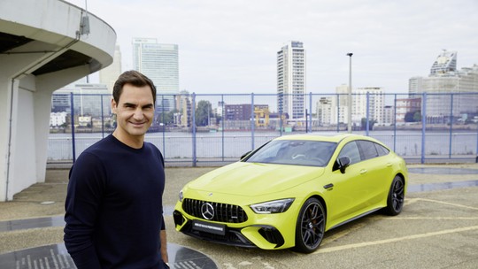 Mercedes homenageia Roger Federer com carro esportivo da cor das bolinhas de tênis