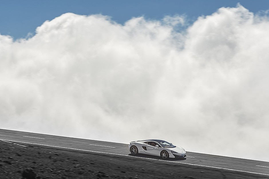 McLaren 570GT