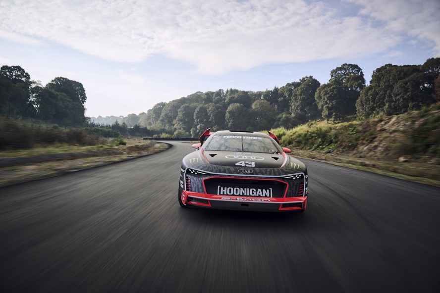 Electrikhana 2, último vídeo de Ken Block; piloto dirige um carro elétrico da Audi
