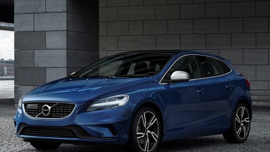 Volvo V40 deve se tornar um SUV cupê na próxima geração