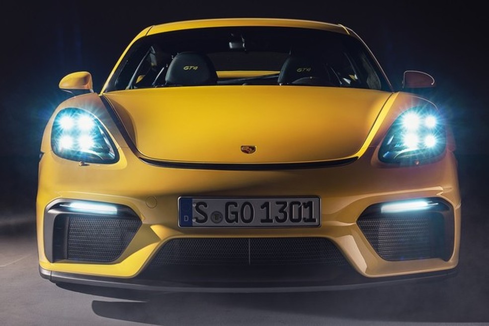Cayman GT4 chega aos 304 km/h (Foto: Divulgação) — Foto: Auto Esporte
