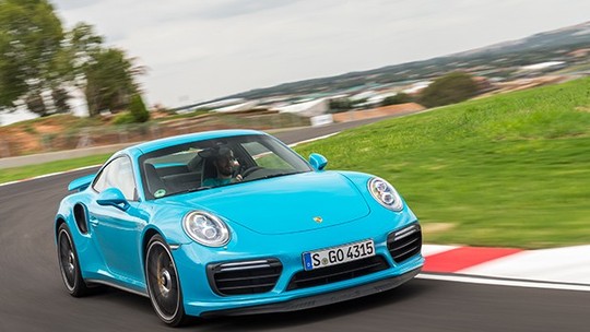 Análise: Porsche 911 Turbo S