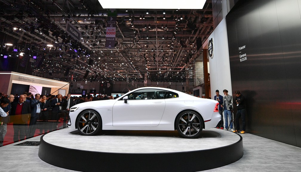 Polestar 1, exposto no Salão de Genebra — Foto: Fabrice Coffrini/AFP