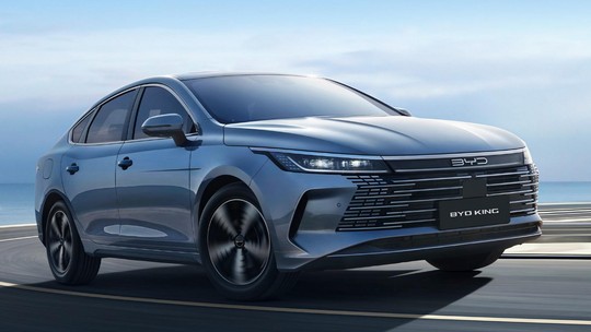 BYD King tem consumo revelado e é mais econômico que o Toyota Corolla