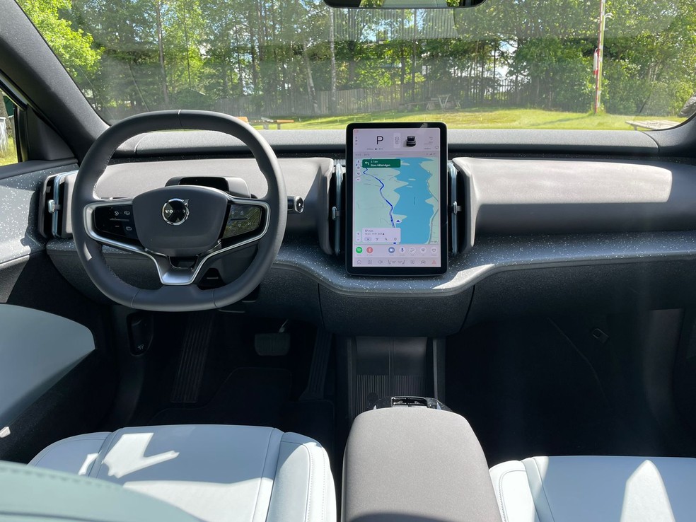 SUV compacto tem boa montagem, mas usa materiais simples — Foto: Cauê Lira/Auto News Brasil